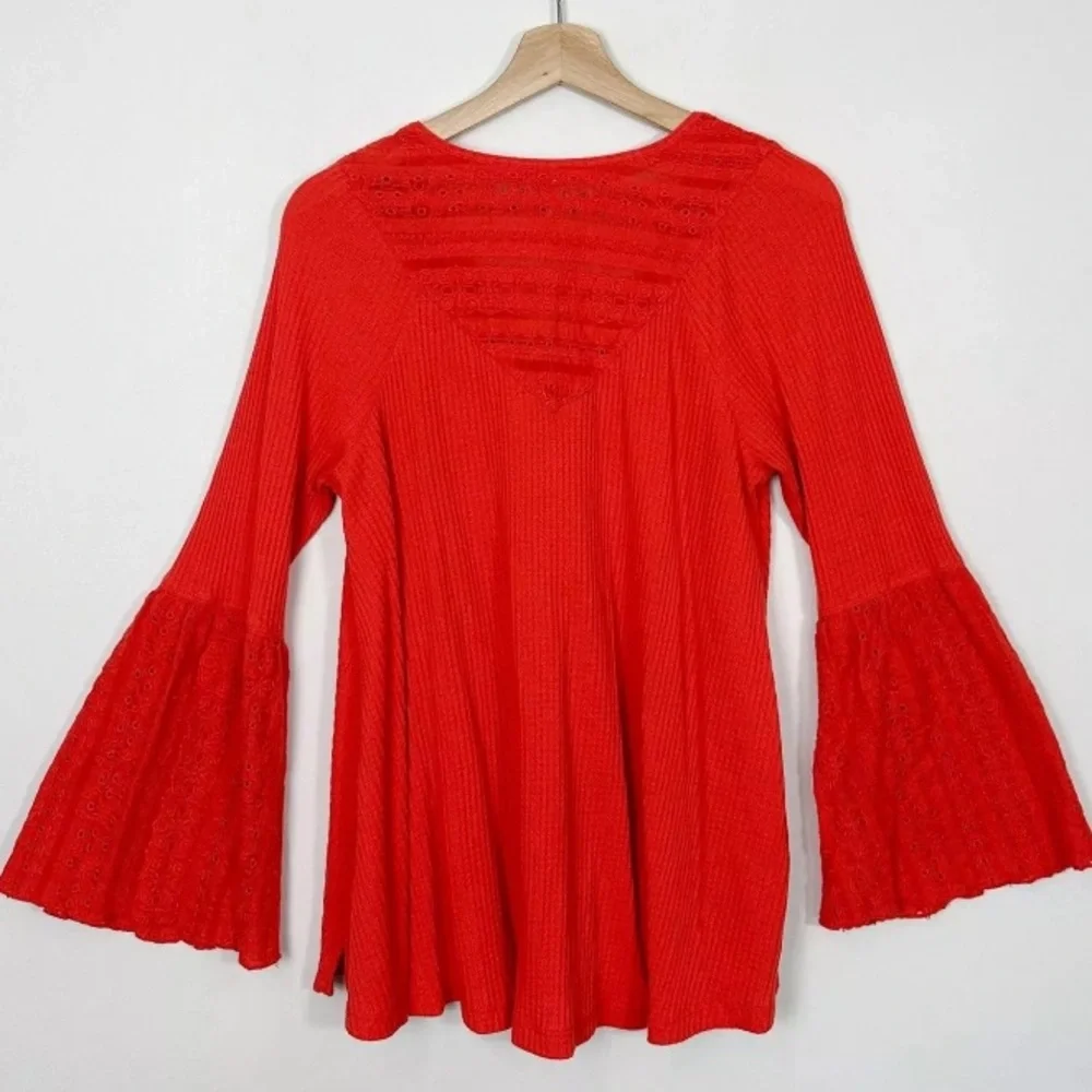 Free People Red Eyelet Lace Wide Bell Sleeve Waffle Knit Thermal Top - Picture 7 of 12